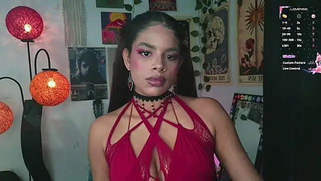 Raven luv online show from 19, 9, 2025