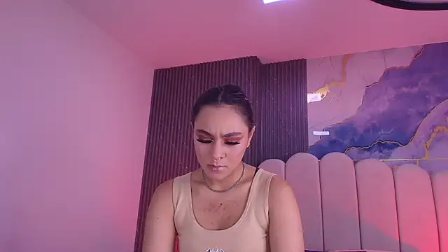 abbyrouss  online show from 19, 4, 2026