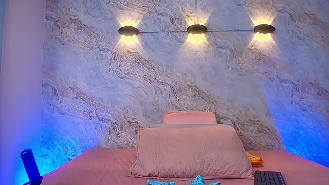 abbyrouss  online show from 28, 10, 2025