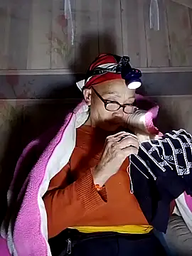 -Xuka-200 online show from 28, 11, 2025