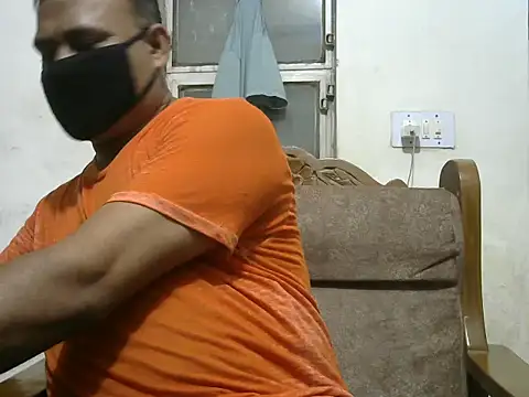 Famit025 online show from 10, 9, 2025