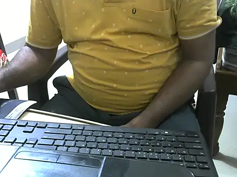 Famit025 online show from 13, 12, 2025