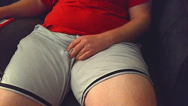 thighguy30 online show from 7, 10, 2025