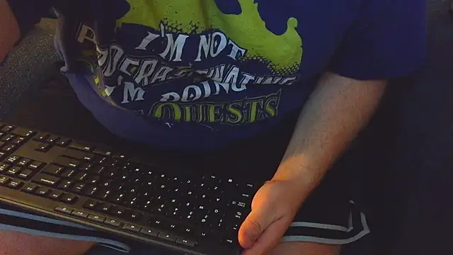 thighguy30 online show from 9, 10, 2025