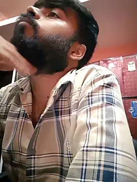 soniriyaa010101 online show from 3, 11, 2025