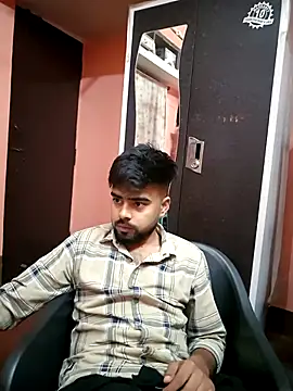 soniriyaa010101 online show from 3, 2, 2026