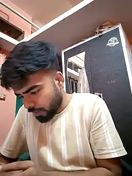 soniriyaa010101 online show from 11, 4, 2026