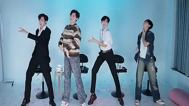 JL-sweetbaby1 online show from 5, 10, 2025