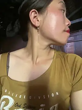 chipp-bong online show from 12, 4, 2026