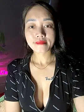 chipp-bong online show from 12, 11, 2025