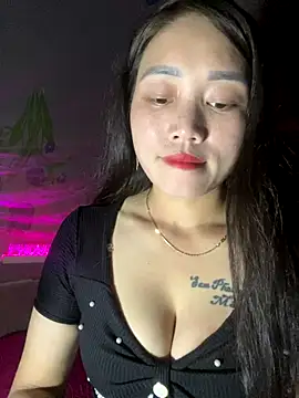 chipp-bong online show from 10, 11, 2025