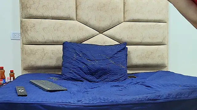 Angell cooper online show from 4, 12, 2025