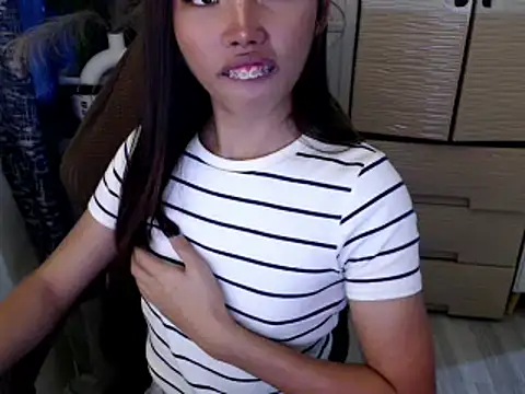 cutie milker online show from 18, 2, 2026