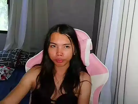 cutie milker online show from 25, 6, 2026