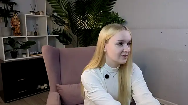 KrishnaSimmons online show from 11, 9, 2025