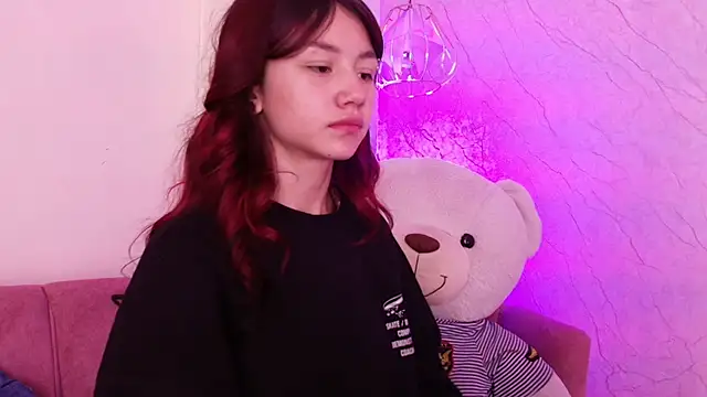 april bennett online show from 15, 10, 2025