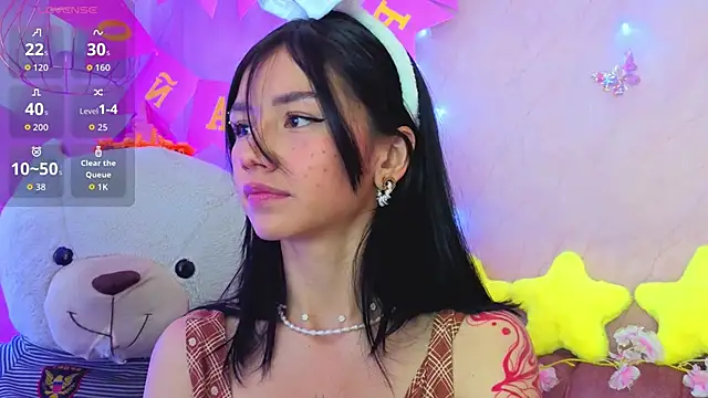 Snapshot of april_bennett chatting on 30, 6, 2026 april bennett online show from 30, 6, 2026