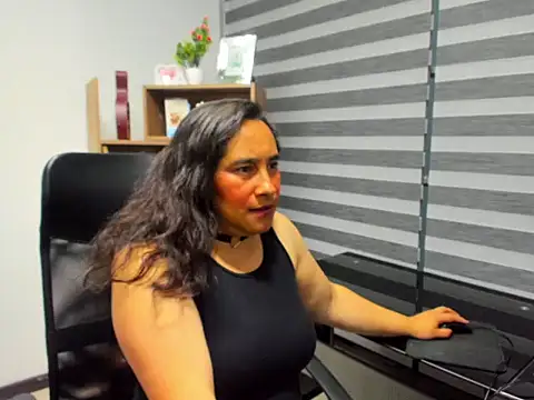 LeilaSmith  online show from 1, 7, 2026