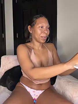 Snapshot of __suki chatting on 20, 10, 2025 suki online show from 20, 10, 2025