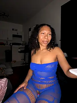 Snapshot of __suki chatting on 10, 11, 2025 suki online show from 10, 11, 2025