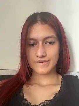 Caroline daring online show from 12, 3, 2026