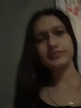 Caroline daring online show from 25, 3, 2026