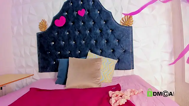 Caroline daring online show from 22, 2, 2026