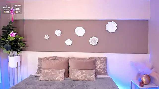 VictoriaShelby online show from 26, 11, 2025