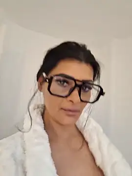 Pillango1212 online show from 15, 10, 2025