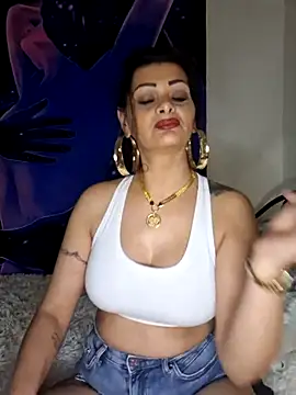 Pillango1212 online show from 16, 12, 2025