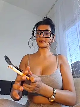 Pillango1212 online show from 30, 10, 2025