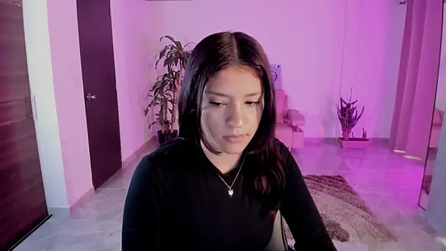 Candy fox 19 online show from 19, 12, 2025