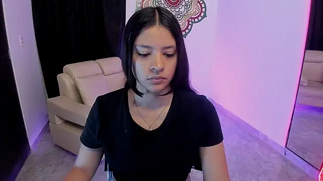 Candy fox 19 online show from 21, 3, 2026