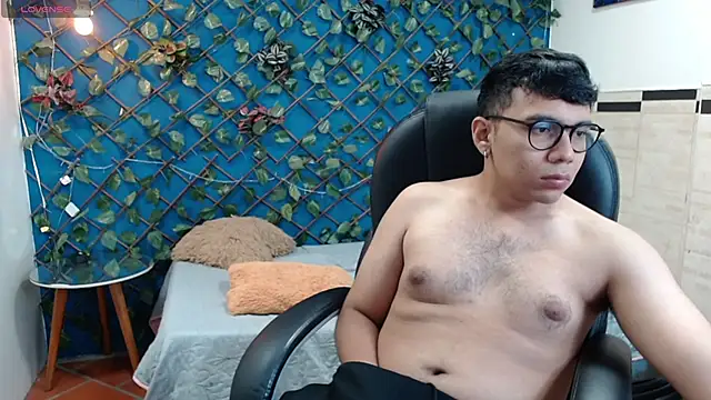 titanxero online show from 5, 10, 2025