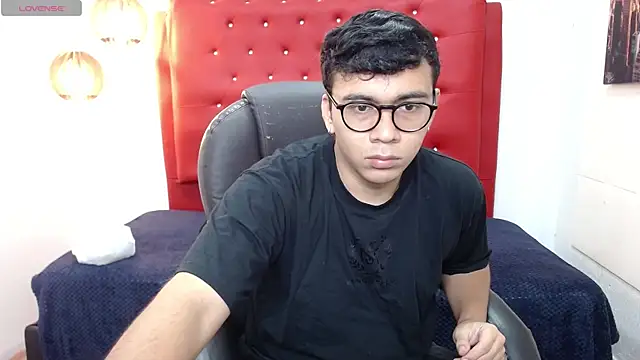 titanxero online show from 28, 10, 2025