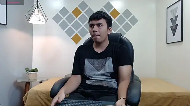 titanxero online show from 17, 9, 2025