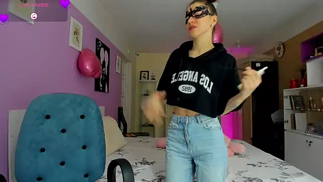 dark summer online show from 24, 2, 2026