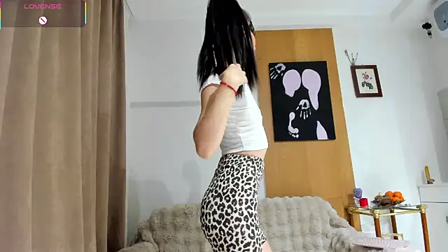 dark summer online show from 18, 12, 2025