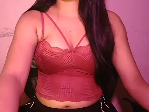 Snapshot of Oh_Shelz chatting on 13, 10, 2025 Oh Shelz online show from 13, 10, 2025