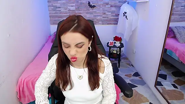 KendallWood  online show from 27, 10, 2025