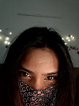 Lusty jasminee online show from 10, 1, 2026