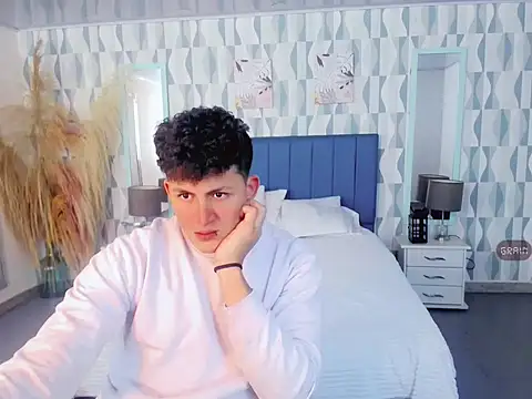 Axel savage online show from 15, 10, 2025