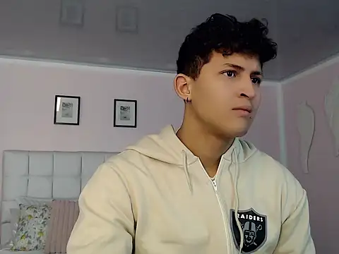 Axel savage online show from 27, 9, 2025