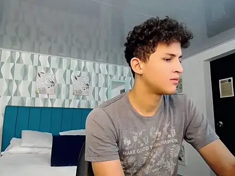 Axel savage online show from 5, 10, 2025