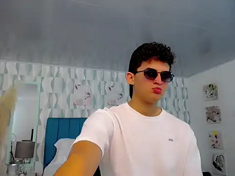 Axel savage online show from 26, 9, 2025