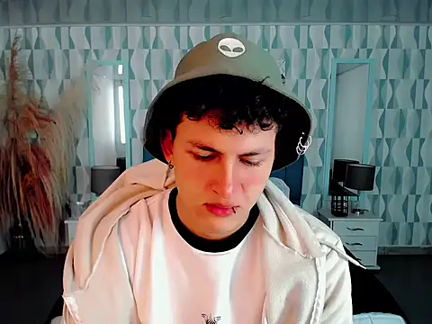 Axel savage online show from 31, 10, 2025