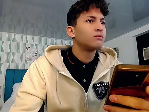 Axel savage online show from 18, 9, 2025