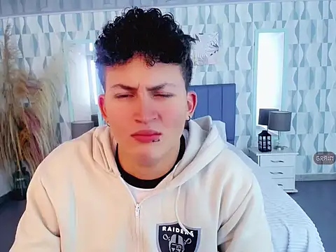 Axel savage online show from 26, 10, 2025