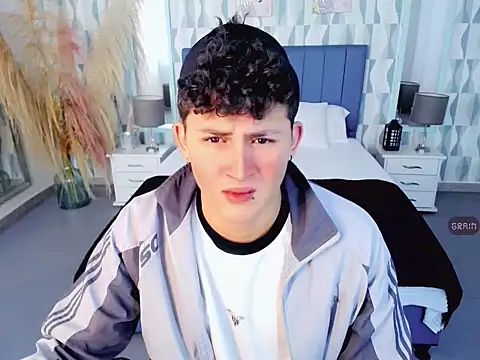 Axel savage online show from 4, 11, 2025