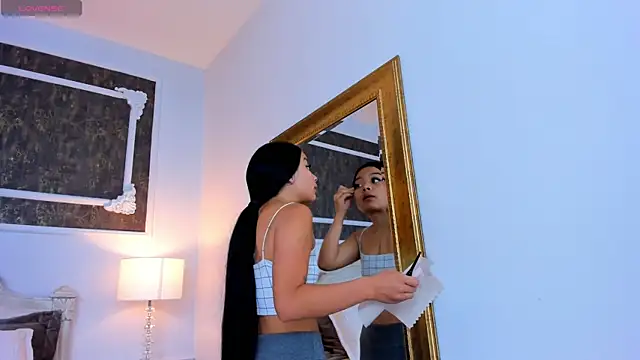 Snapshot of SharonBonet chatting on 30, 10, 2025 SharonBonet online show from 30, 10, 2025